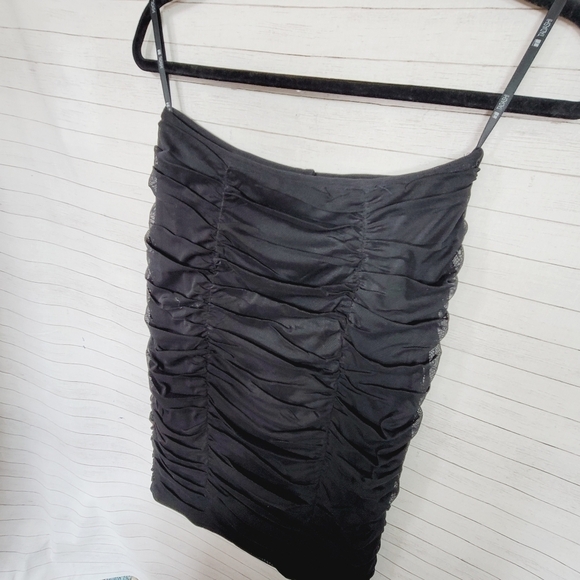 T BY TADASHI VINTAGE BLACK RUCHED STRAPLESS MINI DRESS, SZ XS - Picture 3 of 13